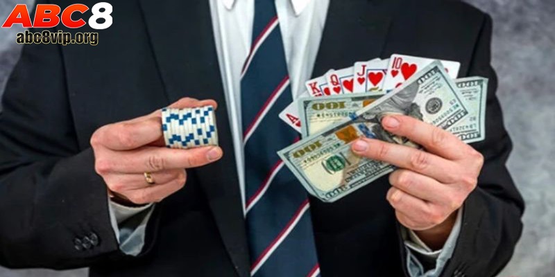 Mẹo chơi bài tiến lên - Quản lý nguồn vốn tốt